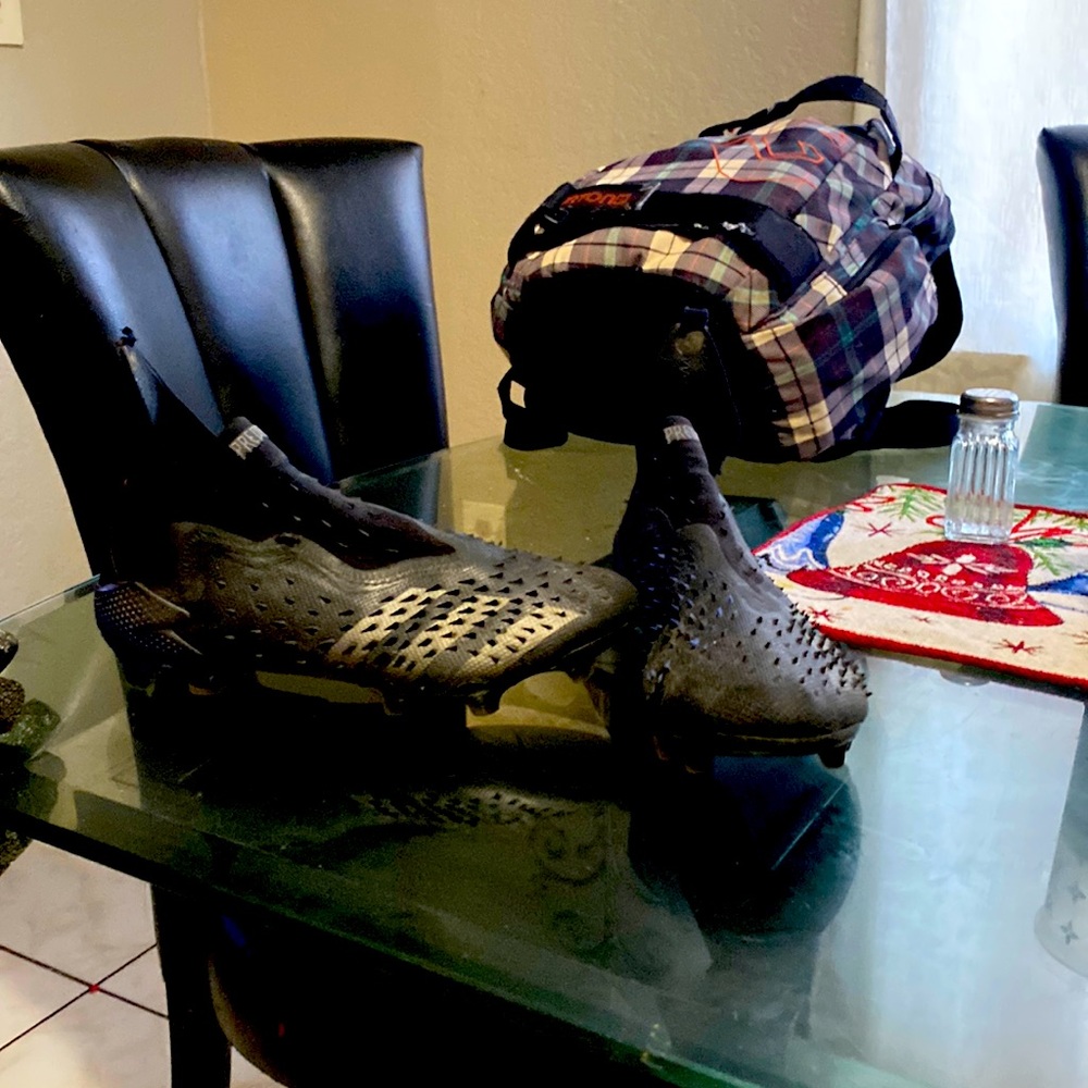 Adidas predators, size 5 1/2